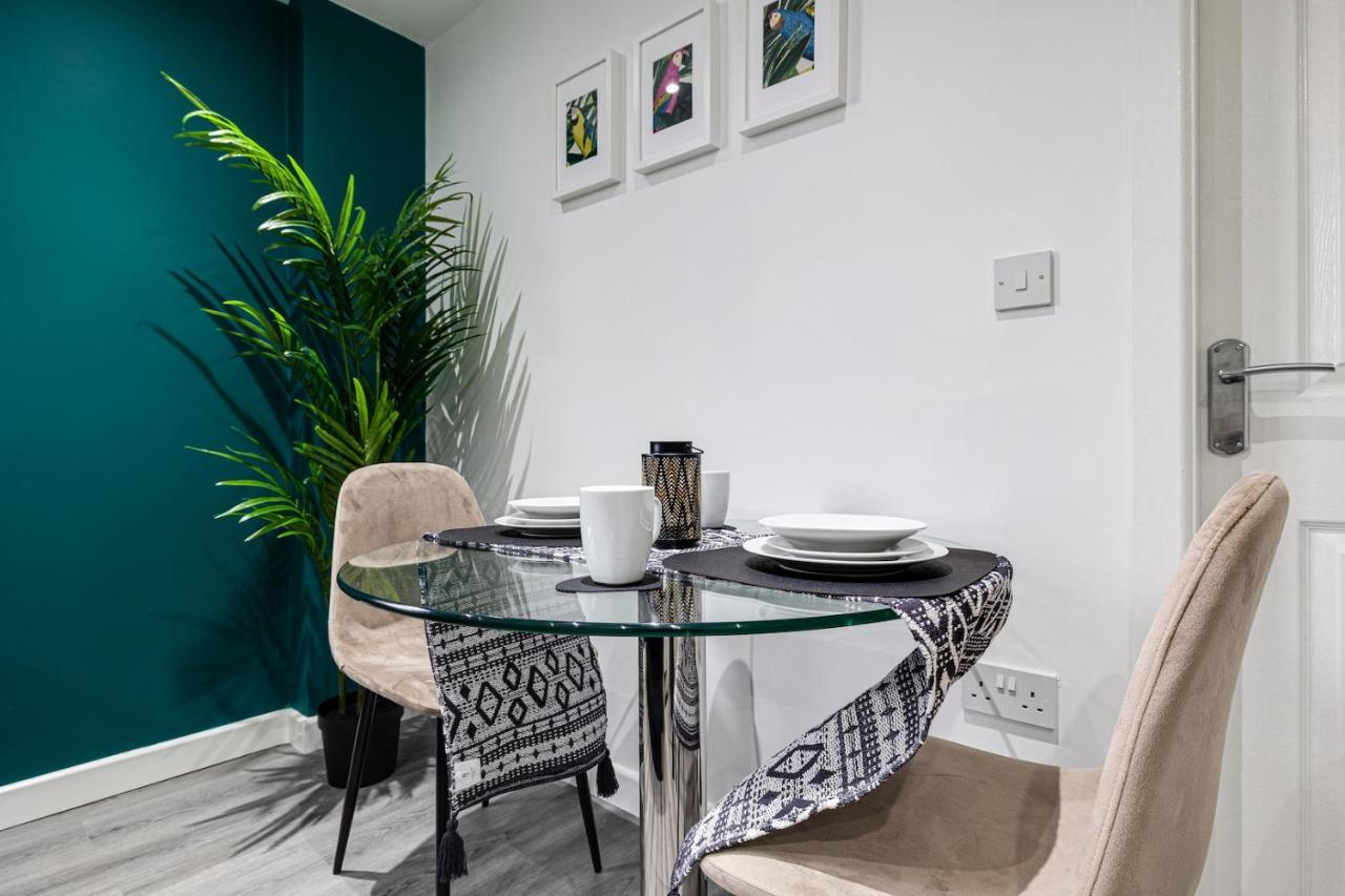 Apartmán Cosy Modern Apt In Heart Of Stockport - Sleeps 4 Exteriér fotografie