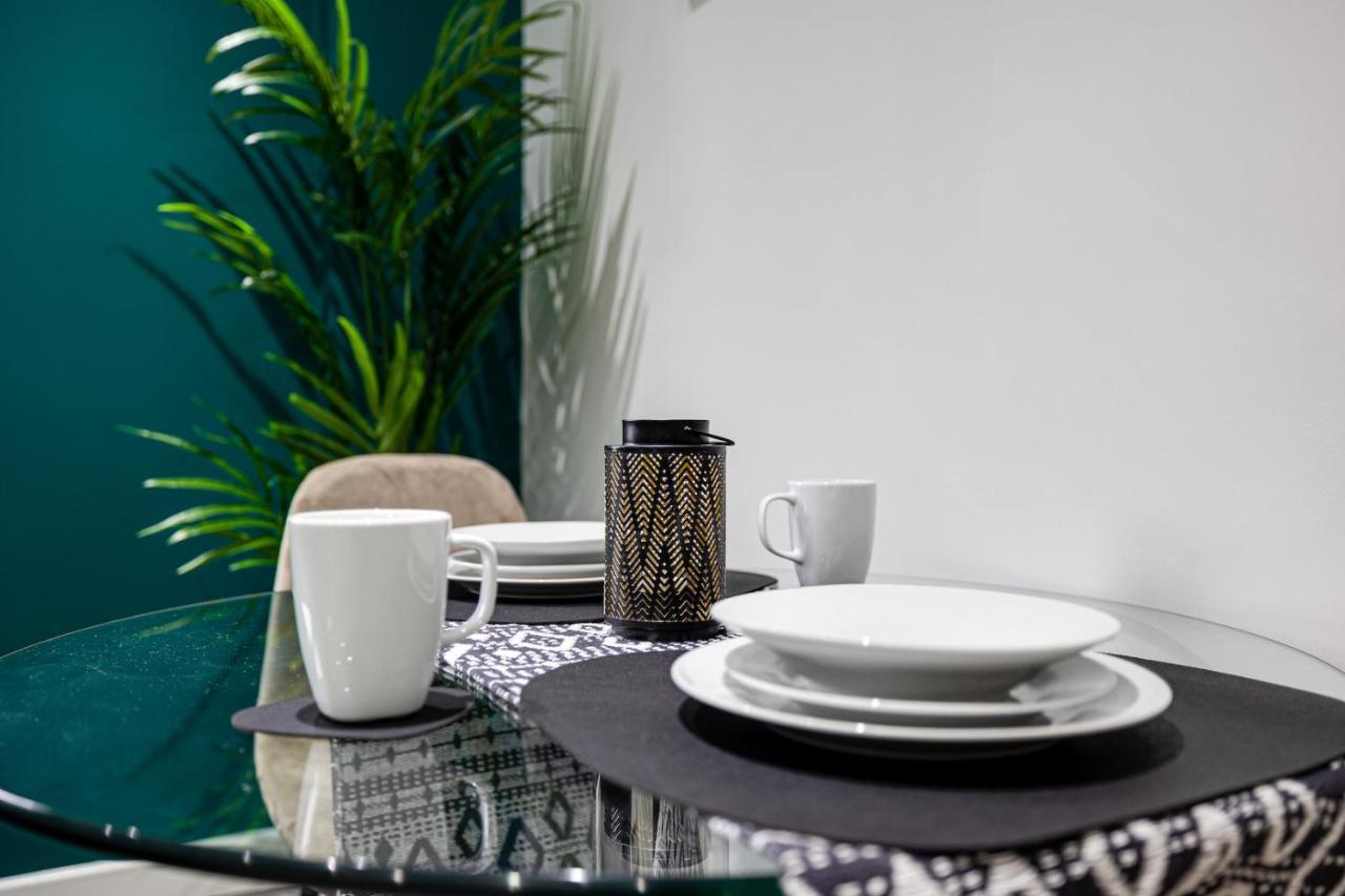 Apartmán Cosy Modern Apt In Heart Of Stockport - Sleeps 4 Exteriér fotografie